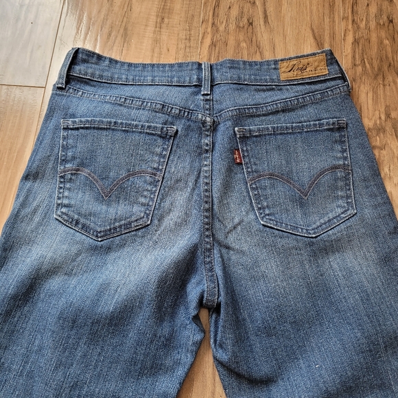 LEVIS Demi Curve Cropped Pants - Picture 4 of 7